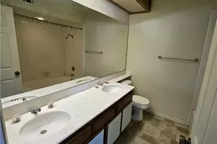365 W Alameda, Burbank, CA 91506 - Photo 19