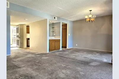 365 W Alameda #207, Burbank, CA 91506 - Photo 9