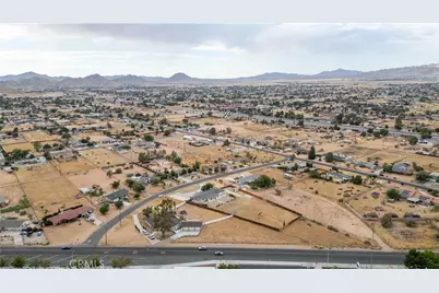 13755 Mohawk Rd, Apple Valley, CA 92307 - Photo 57