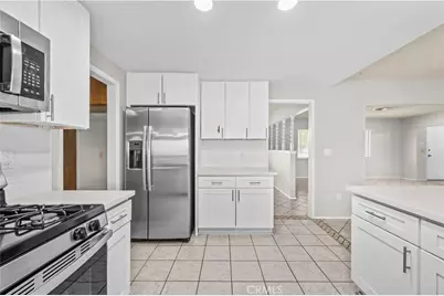 13755 Mohawk Rd, Apple Valley, CA 92307 - Photo 17