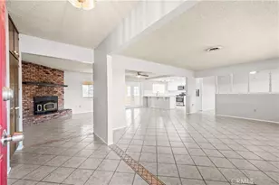 13755 Mohawk Rd, Apple Valley, CA 92307 - Photo 5