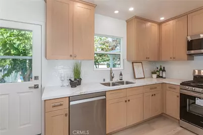 1910 N Rose, Burbank, CA 91505 - Photo 11