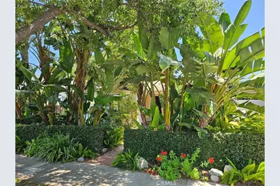 322 S Orchard, Burbank, CA 91506 - Photo 1