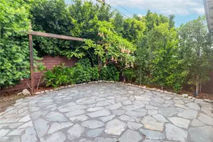 322 S Orchard, Burbank, CA 91506 - Photo 31