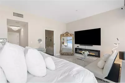 900 W Olympic Boulevard #30A, Los Angeles, CA 90015 - Photo 29