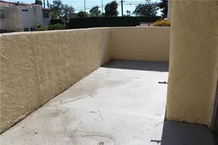 8800 Kester Ave, Panorama City, CA 91402 - Photo 35