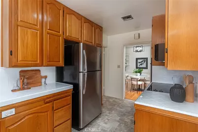 432 N Beachwood Drive, Burbank, CA 91506 - Photo 17