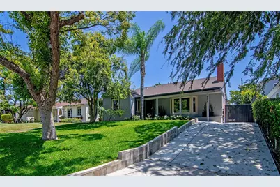 442 S Lamer Street, Burbank, CA 91506 - Photo 1