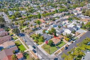 524 S Bel Aire Dr, Burbank, CA 91501 - Photo 51