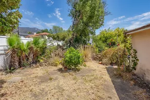 524 S Bel Aire Dr, Burbank, CA 91501 - Photo 31