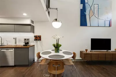 10926 Bluffside Drive #35, Studio City, CA 91604 - Photo 7