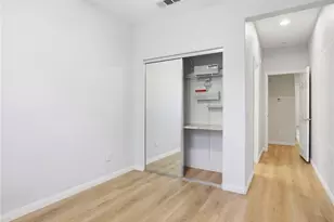 28457 Herrera St, Valencia, CA 91354 - Photo 21