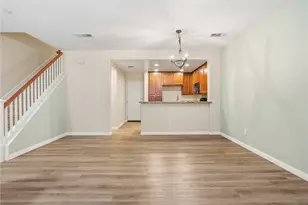 28457 Herrera St, Valencia, CA 91354 - Photo 15