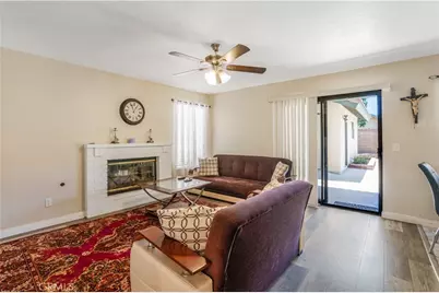 2102 Redrock Ct, Palmdale, CA 93551 - Photo 15