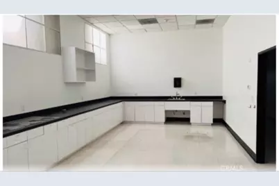 3401 Winona Avenue, Burbank, CA 91504 - Photo 7