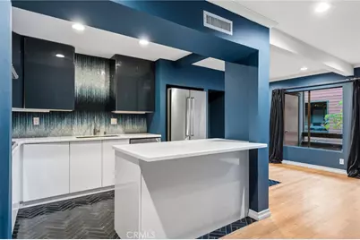 4425 Whitsett Avenue #210, Studio City, CA 91604 - Photo 17