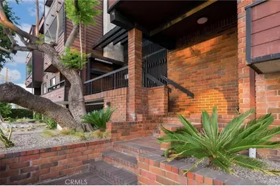 4425 Whitsett Avenue #210, Studio City, CA 91604 - Photo 5