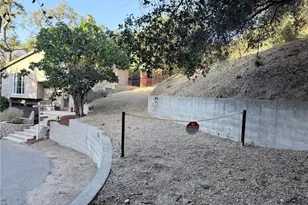 9704 Marcus Ln, Tujunga, CA 91042 - Photo 27