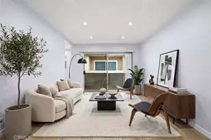 6245 Woodman Ave, Los Angeles, CA 91401 - Photo 1