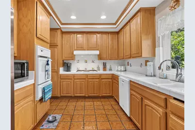 10634 Deering Avenue, Chatsworth, CA 91311 - Photo 7