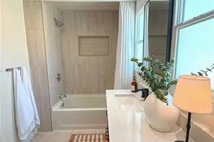 220 S Reese Pl, Burbank, CA 91506 - Photo 11