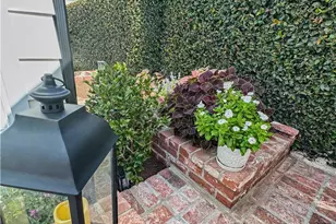 220 S Reese Pl, Burbank, CA 91506 - Photo 37