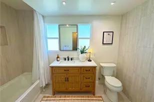 220 S Reese Pl, Burbank, CA 91506 - Photo 11