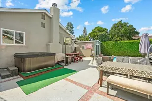 7032 Fallbrook, Los Angeles, CA 91307 - Photo 27
