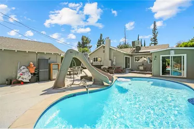 7032 Fallbrook, Los Angeles, CA 91307 - Photo 23