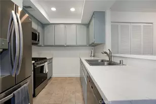 15050 Sherman, Los Angeles, CA 91405 - Photo 13