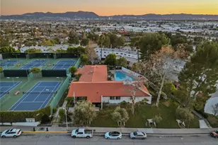 8016 Via Verona, Burbank, CA 91504 - Photo 37