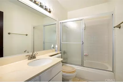 8016 Via Verona, Burbank, CA 91504 - Photo 25
