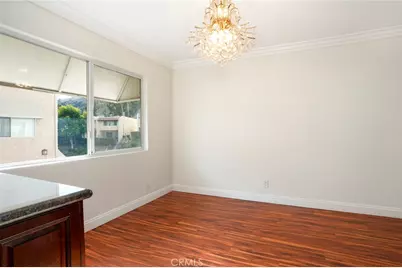 8016 Via Verona, Burbank, CA 91504 - Photo 17