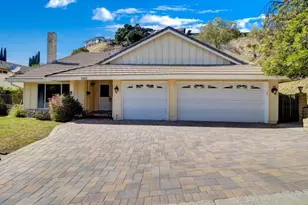 3107 Mesa Verde Dr, Burbank, CA 91504 - Photo 1