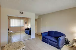 3107 Mesa Verde Dr, Burbank, CA 91504 - Photo 27
