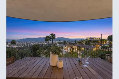 260 Kempton, Glendale, CA 91202 - Photo 39