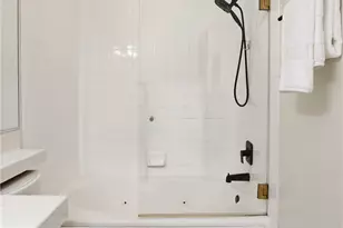11044 Acama St, Studio City, CA 91602 - Photo 31