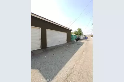 1988 N Ontario Street, Burbank, CA 91505 - Photo 9