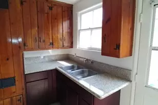 1988 N Ontario St, Burbank, CA 91505 - Photo 5