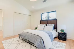 11911 Hartsook, Valley Village, CA 91607 - Photo 47