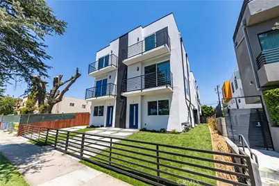 6700 Balboa, Los Angeles, CA 91406 - Photo 1