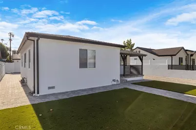 7044 Tyrone Avenue, Van Nuys, CA 91405 - Photo 5