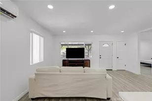 7044 Tyrone Ave, Van Nuys, CA 91405 - Photo 9