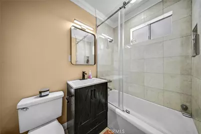 8139 Jellico Avenue, Northridge, CA 91325 - Photo 11