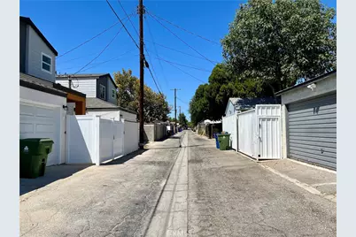 8139 Jellico Avenue, Northridge, CA 91325 - Photo 25
