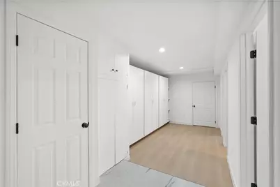6221 Mammoth, Los Angeles, CA 91401 - Photo 35