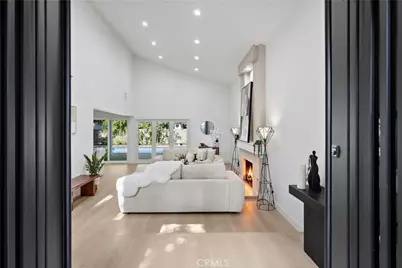 6221 Mammoth, Los Angeles, CA 91401 - Photo 5