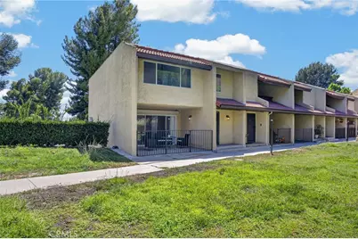 9541 Via Salerno, Burbank, CA 91504 - Photo 53