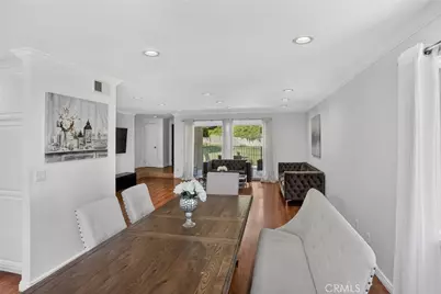 9541 Via Salerno, Burbank, CA 91504 - Photo 19