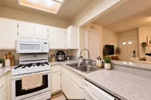 24115 Del Monte Dr., Valencia, CA 91355 - Photo 7
